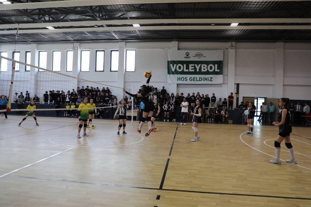 Karatay’da bir nesil sporla büyüyor 4